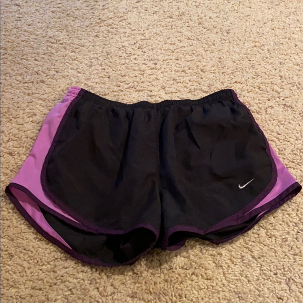 Women’s Nike drifit shorts